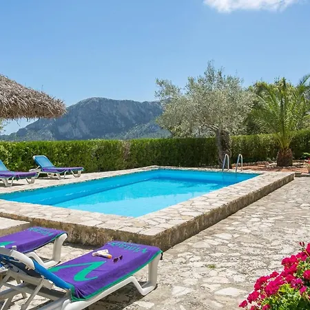 Villa Sleeps 4 Pool Air Con Wifi *