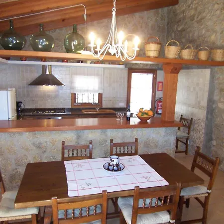 Sleeps 4 Pool Air Con Wifi * Pollensa
